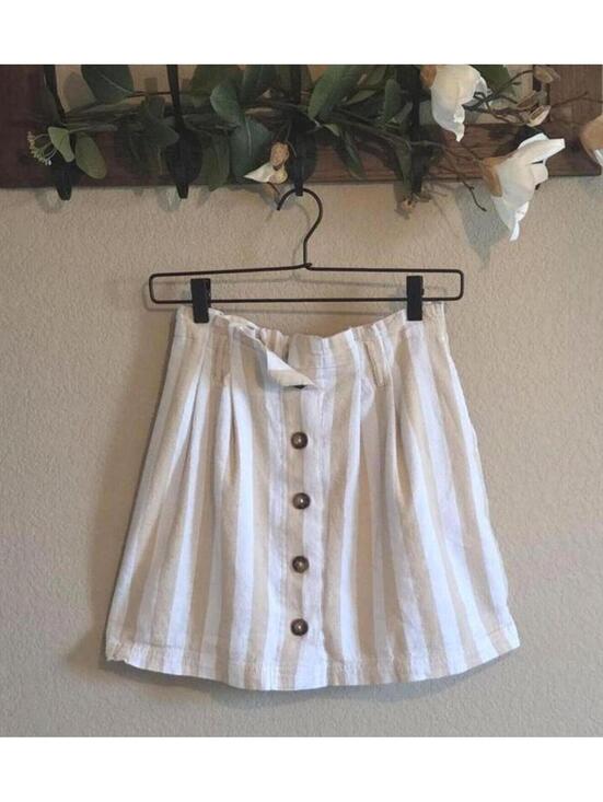 Hollister Dresses & Skirts - Hollister Beige and White Striped Button-Front Skirt